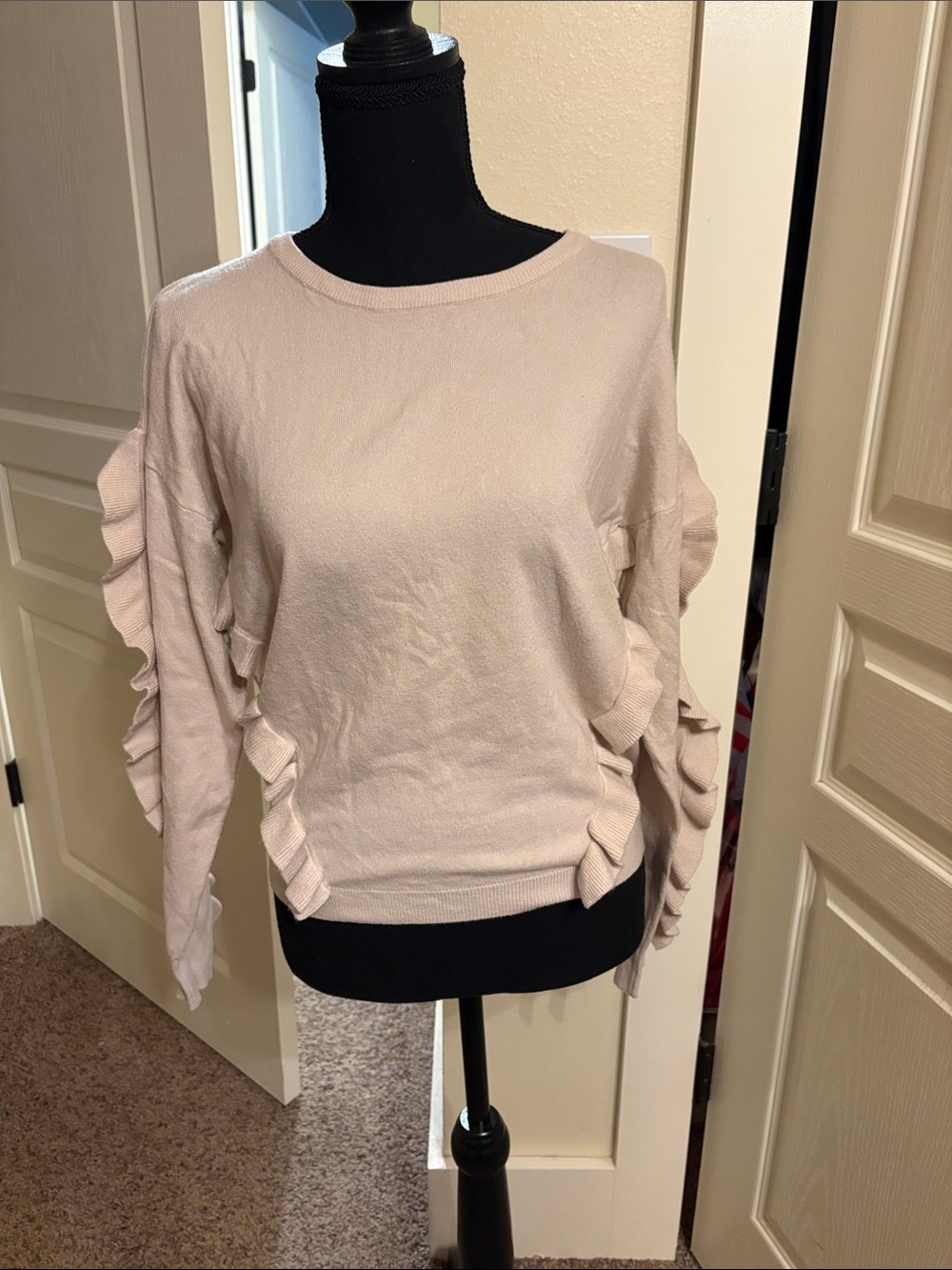 Ruffle Sleeve Lightweight Crewneck Sweater - Tan
